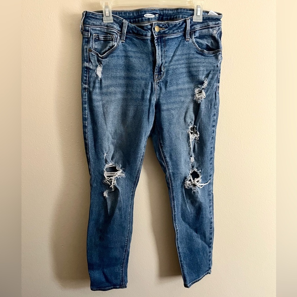 Old Navy Distressed Mid Rise Rockstar Super Skinny Jeans